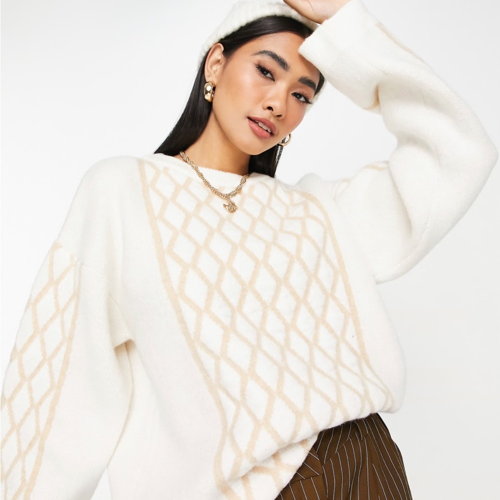 Topshop White and Cream Patterned Sweater